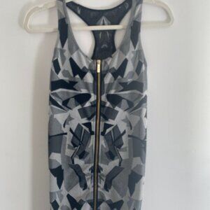 Whitney Eve Black & Grey Abstract Print Bodycon Mini Dress W/ Zipper